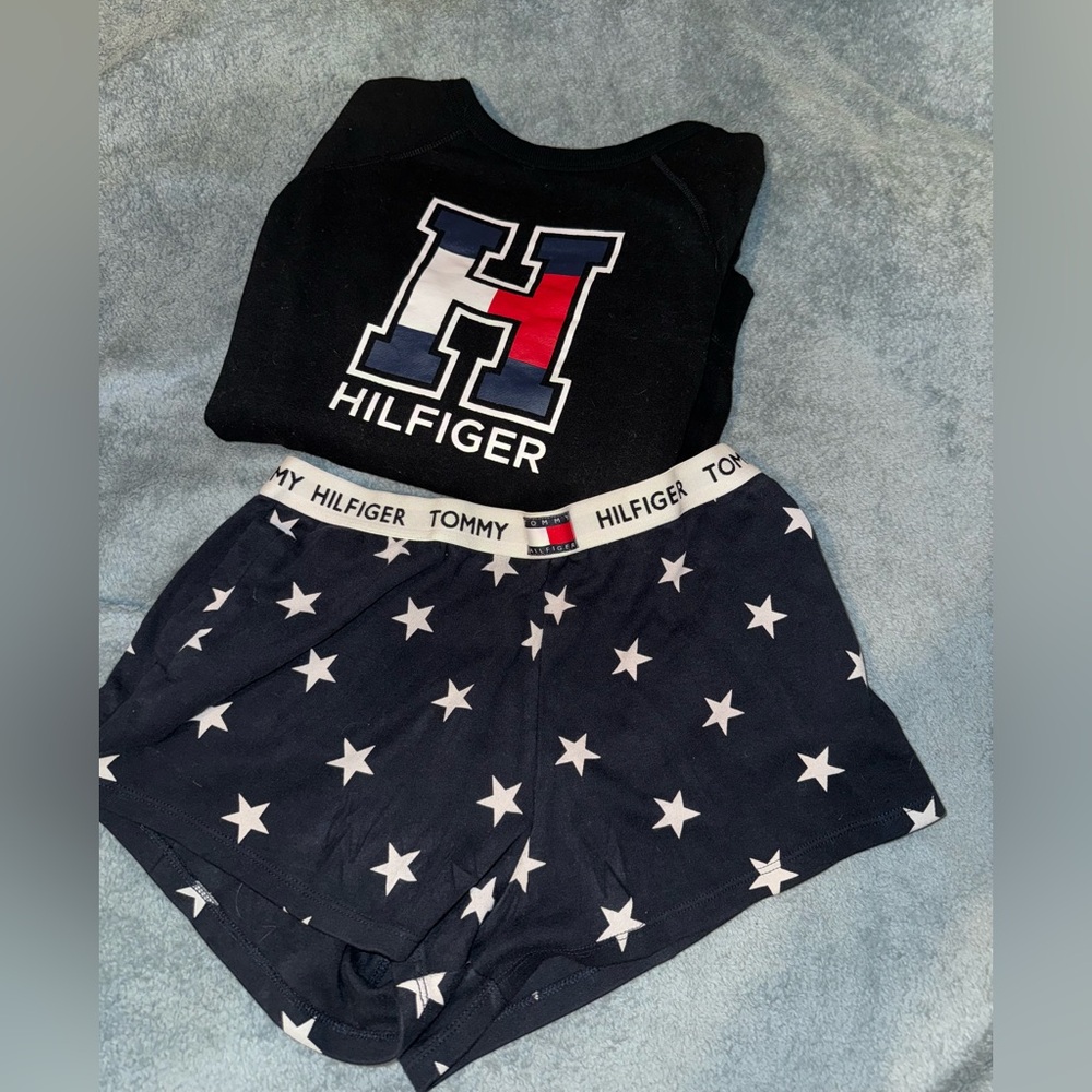 Tommy Hilfiger Black and Navy Apparel Set